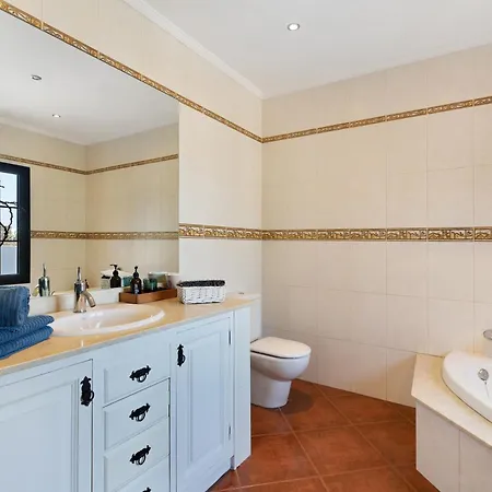 Semesterbostad Casa Jess